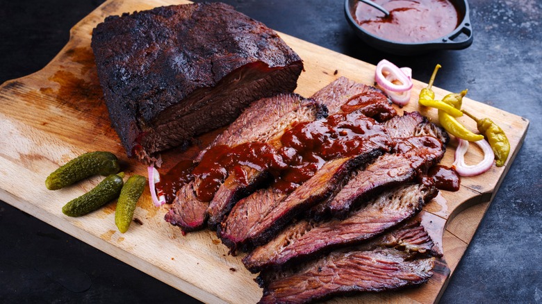 Smoked brisket with barbecue sauce