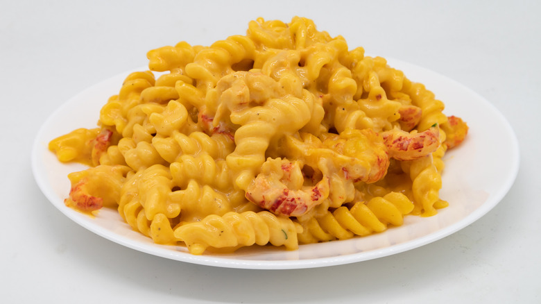 crawfish mac and cheese