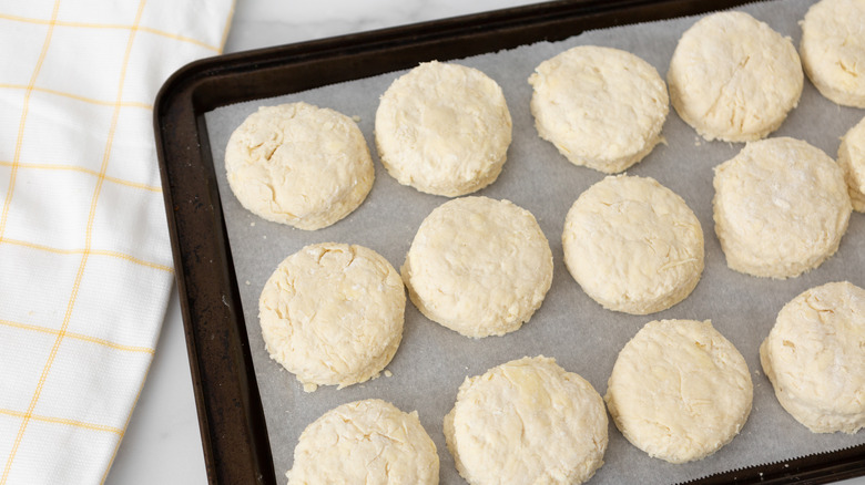 How To Freeze And Thaw Canned Biscuits For The Best Results