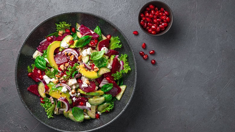 beet goat cheese salad