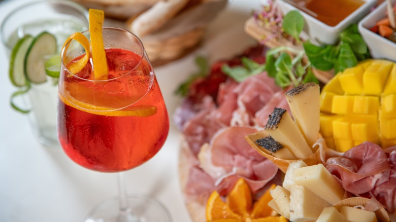 Aperol spritz with charcuterie board