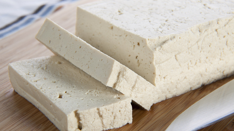 Tofu on cutting board 