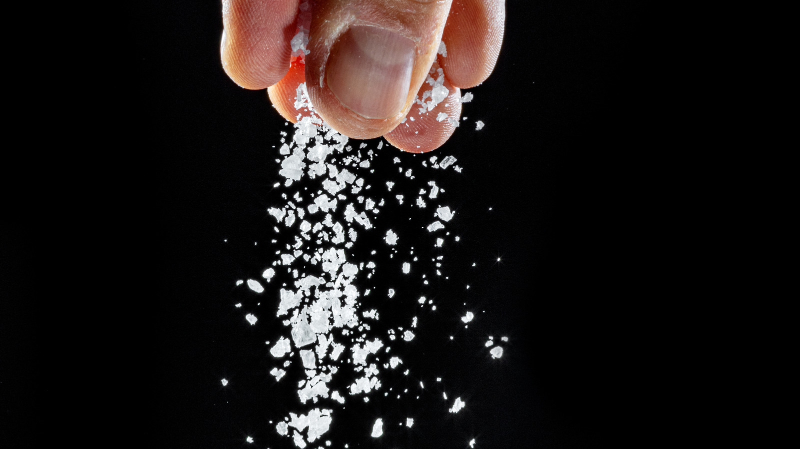 How To Properly Pinch, Not Shake, Salt While Cooking