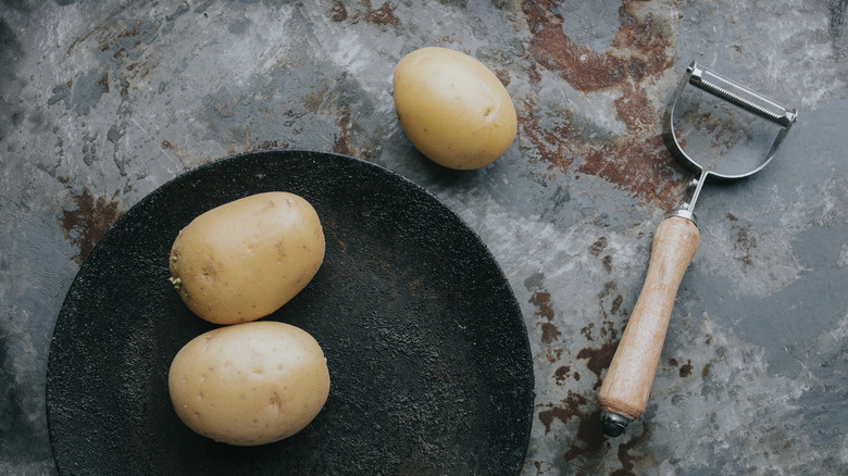 Potatoes on cast iron skillet