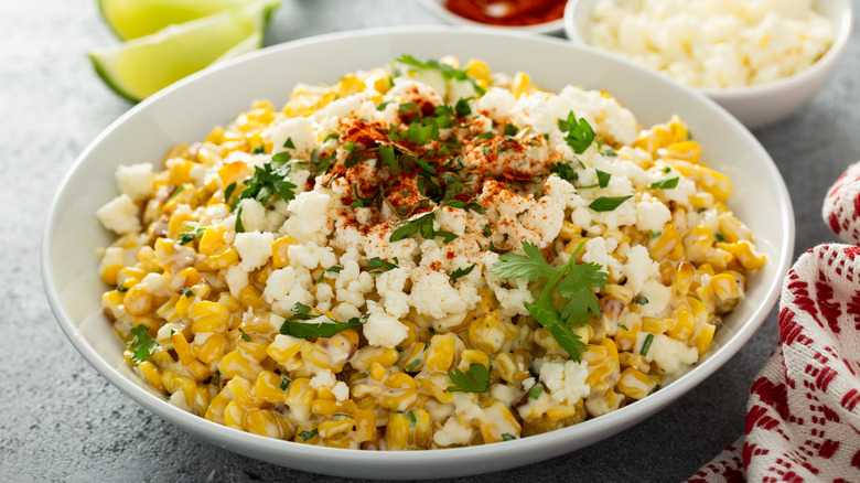 roasted corn with toppings