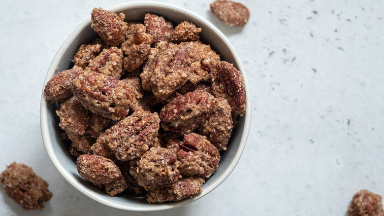 candied roast pecans