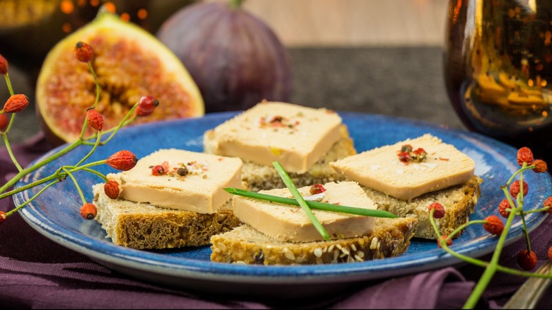 Plated foie gras pâté with figs