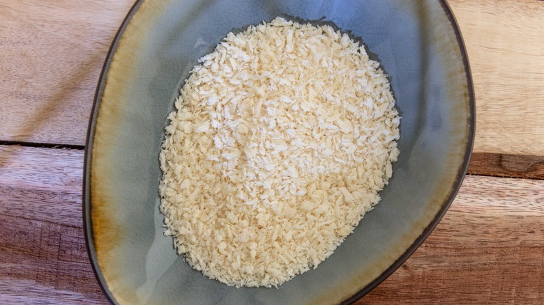 panko crumbs in bowl