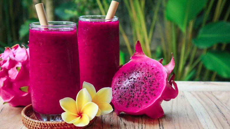 dragon fruit smoothies