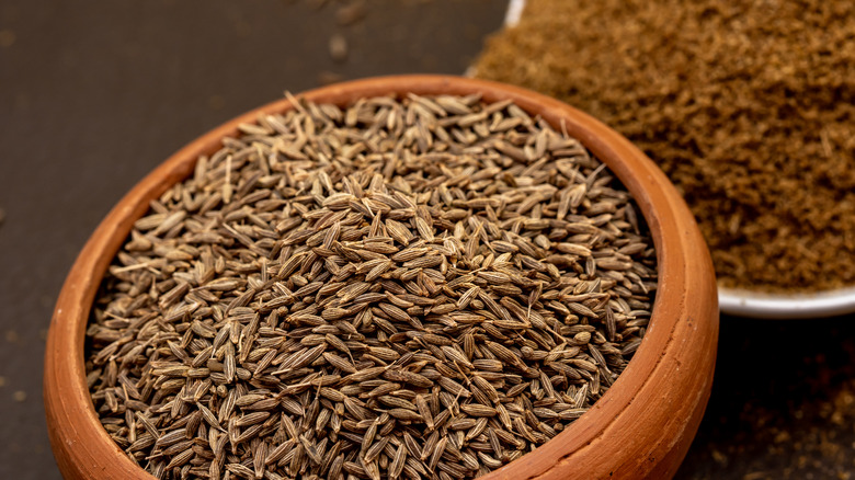 cumin seeds in bowl