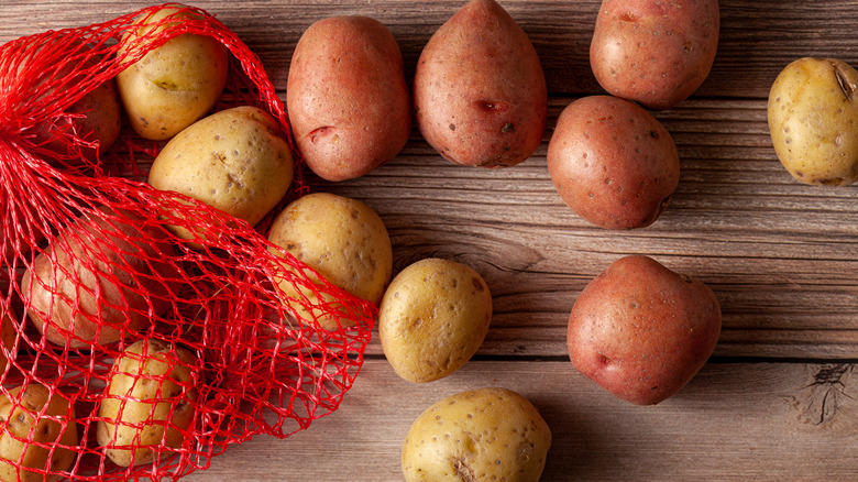 potatoes with mesh bag