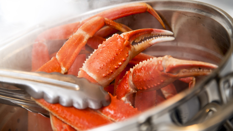 Crab legs in pot 