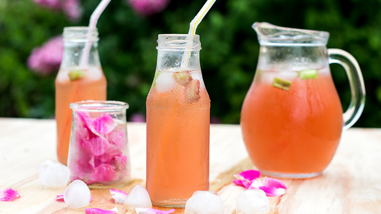 Rhubarb tea in glasses