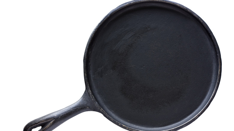 Cast iron chip pan