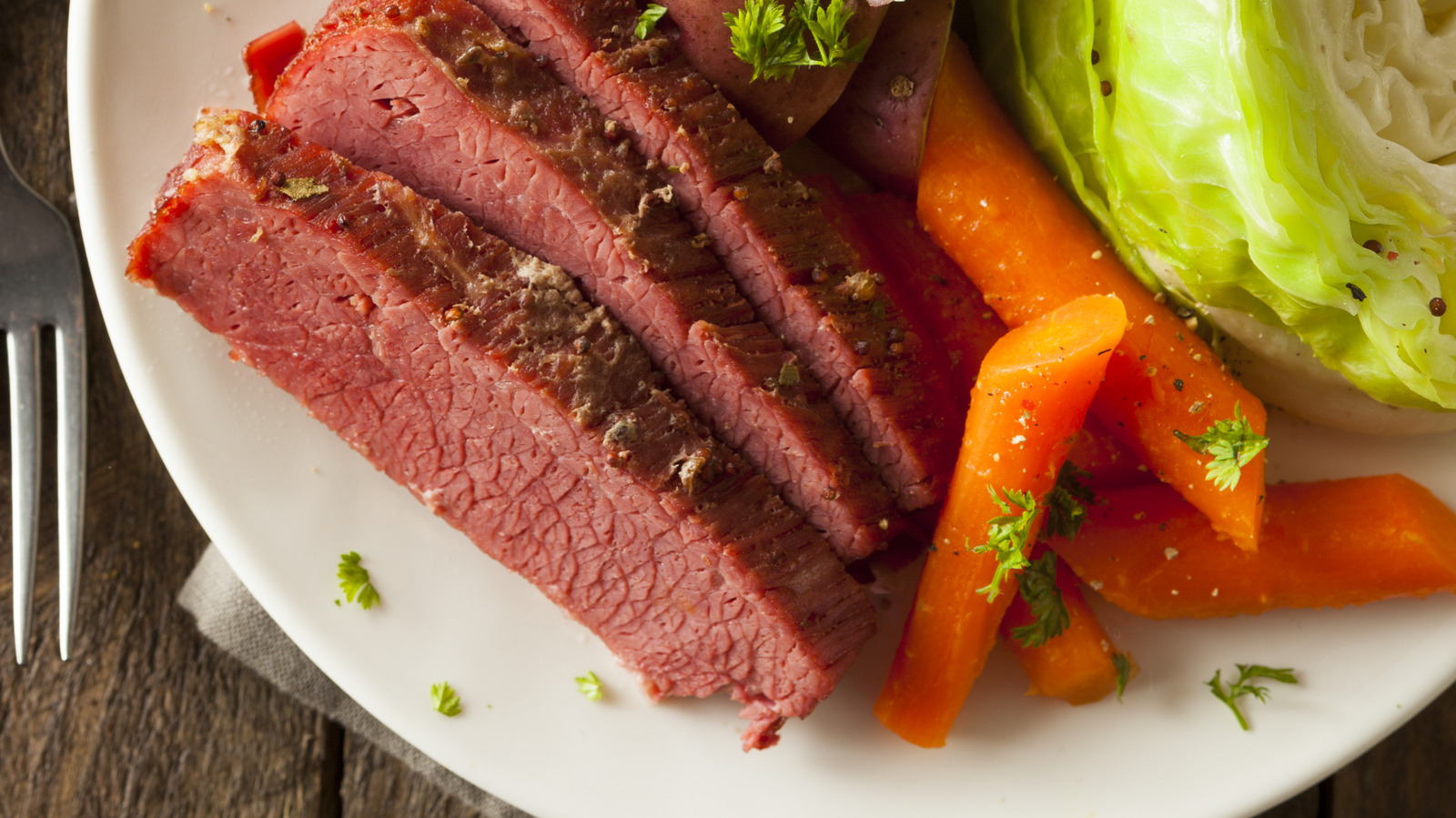 how-you-should-be-slicing-corned-beef