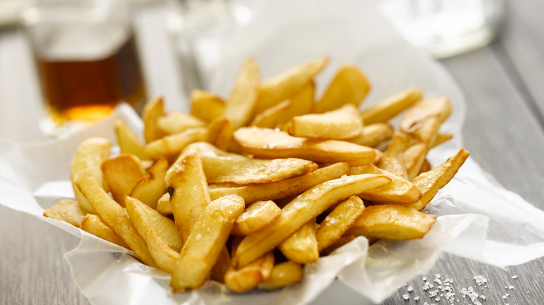 French fries with vinegar