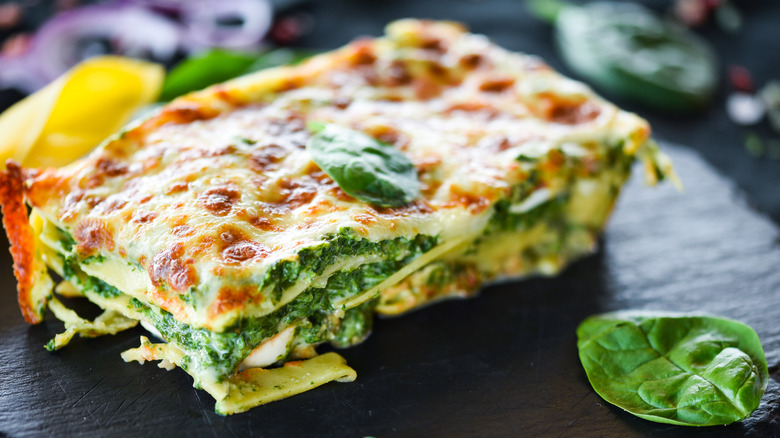 spinach lasagna serving