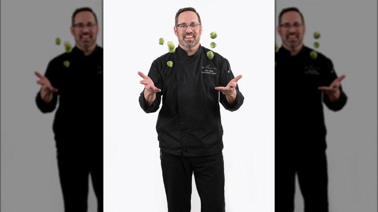 Dan Skay juggles Brussel's sprouts