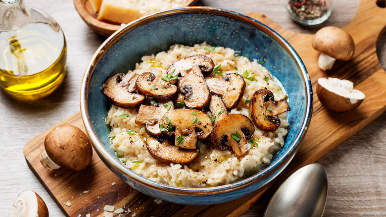 Risotto in a blue bowl