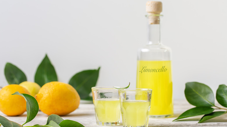 Bottle and glasses of Limoncello