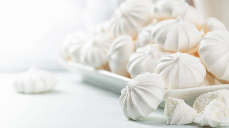 Meringue cookies in a dish