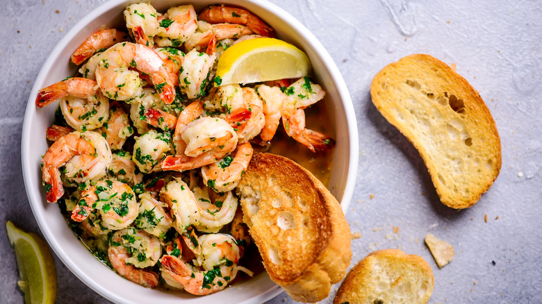 bowl of shrimp scampi