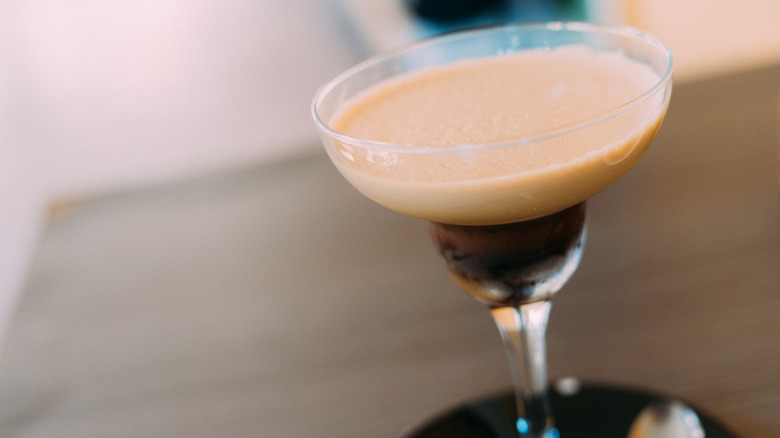 shakerato in martini glass
