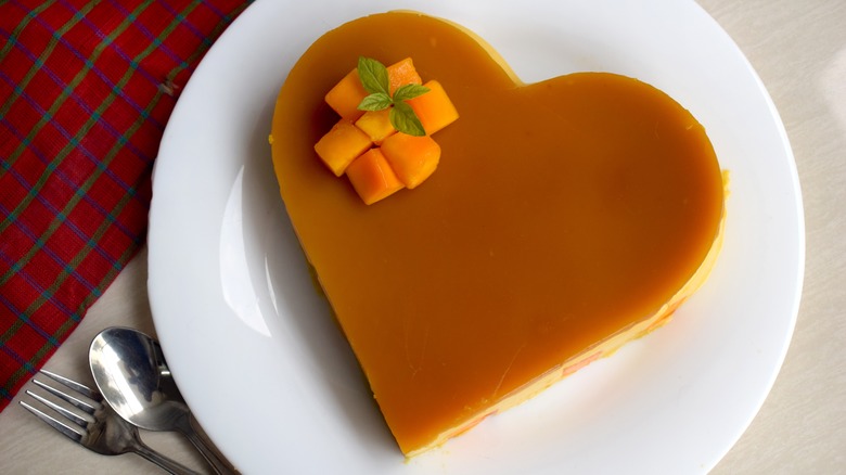 Flan with fresh mango cubes