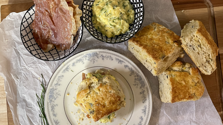 truffle biscuit breakfast sandwiches