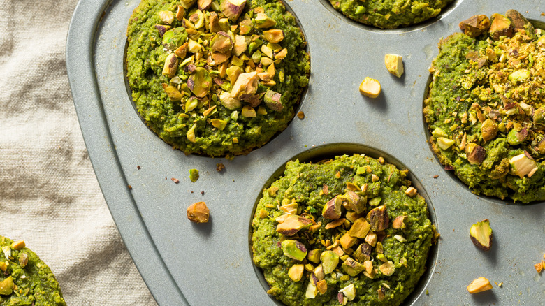 Matcha pistachio muffins