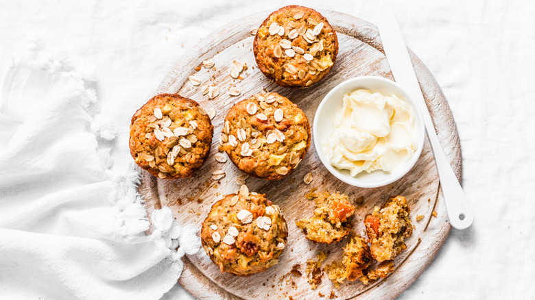 Oatmeal muffins with butter
