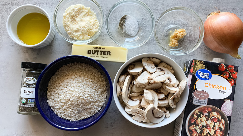 ingredients for mushroom risotto