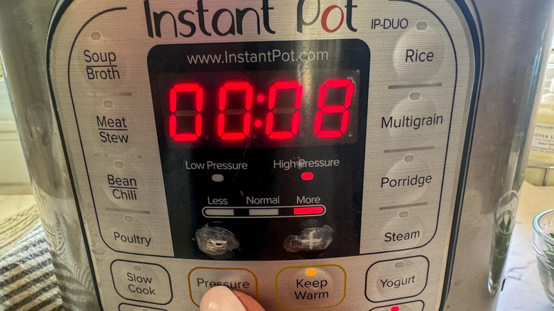 setting instant pot to 8 minutes