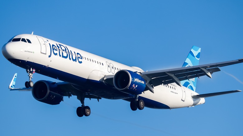 JetBlue flying