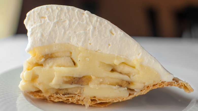 slice of banana cream pie