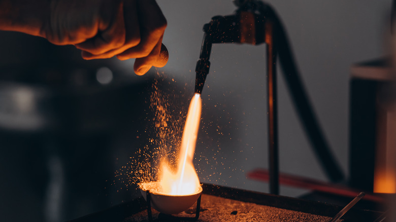 Jewelry maker working with high heat