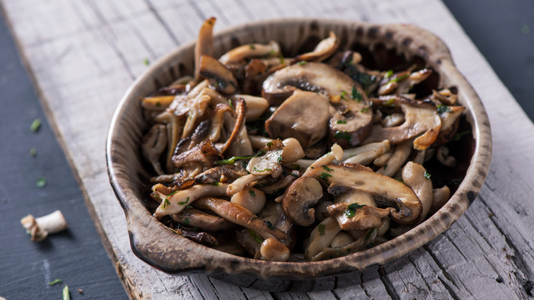 Bowl of cooked mushrooms