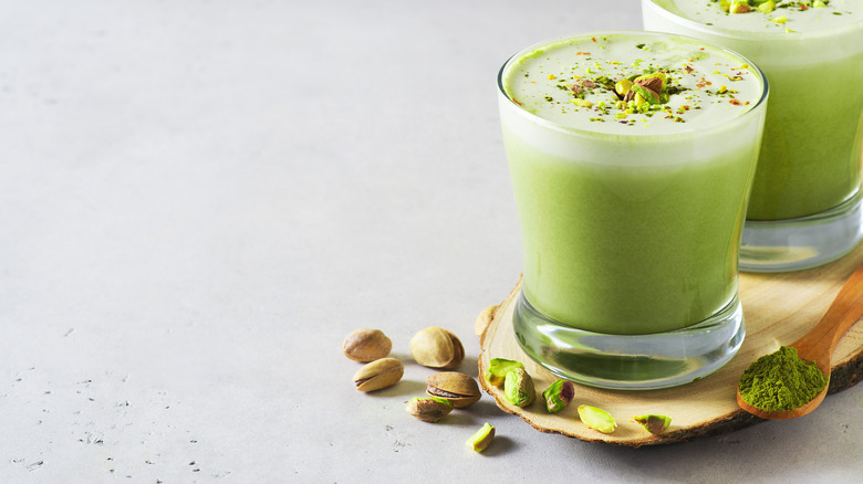 pistachio milk 