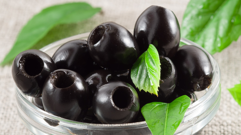 Pitted black olives