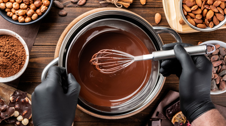 preparing melted chocolate