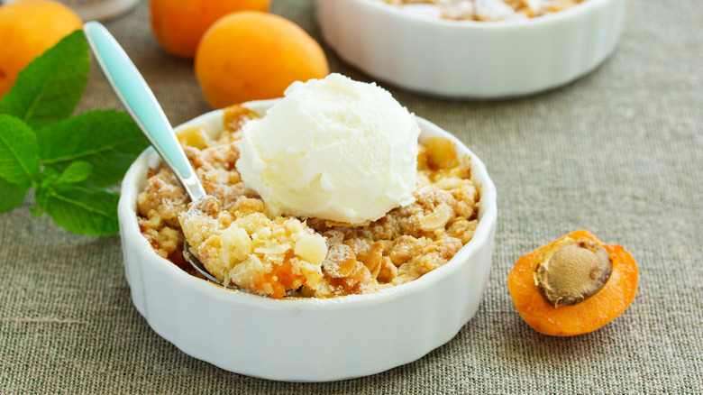 Peach crisp