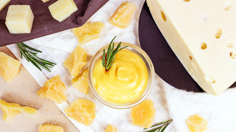 American cheese sauce - Only 2 simple ingredients