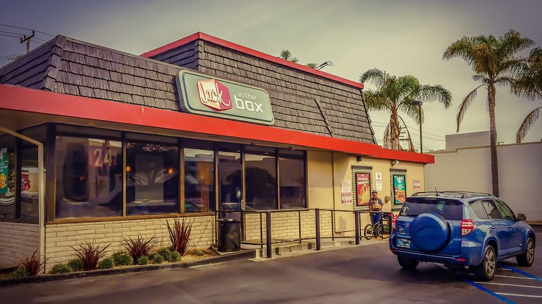 Jack in the Box exterior