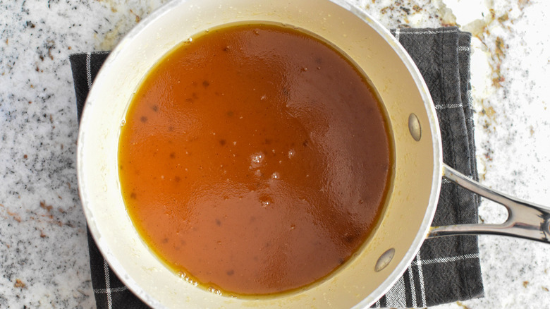 rum syrup in pan