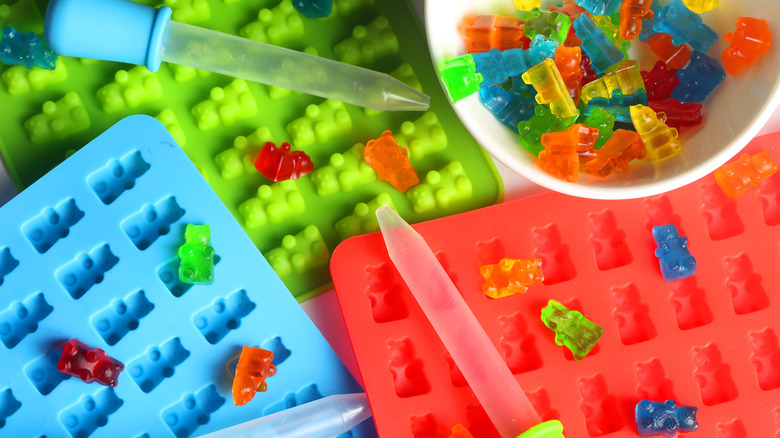 gummy bears molds