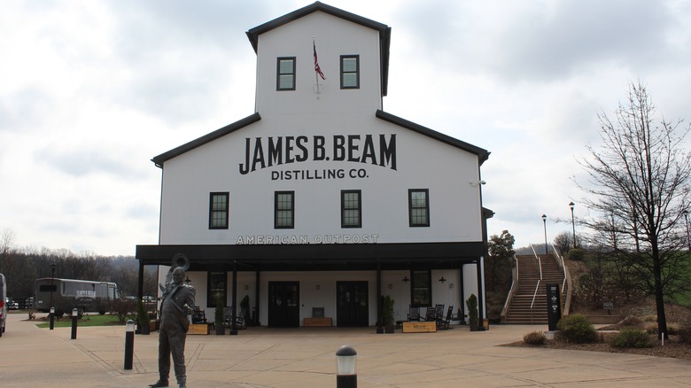 Jim Beam distillery exterior