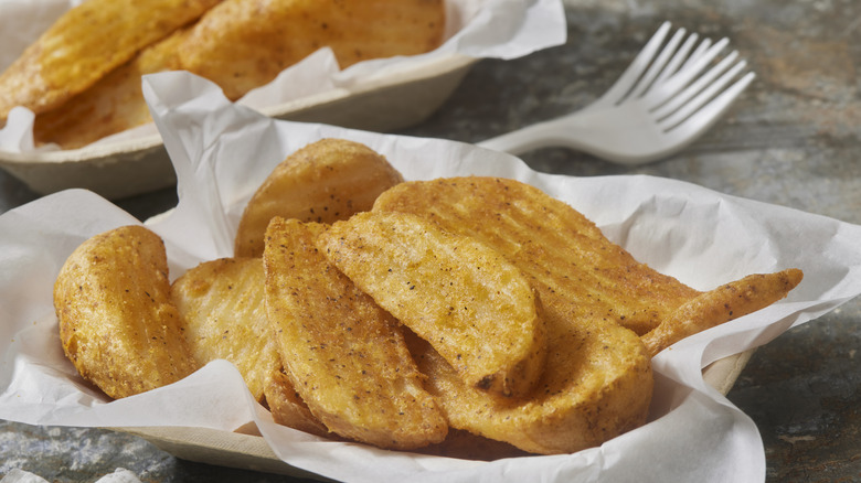 Jojo potato wedges on a plate