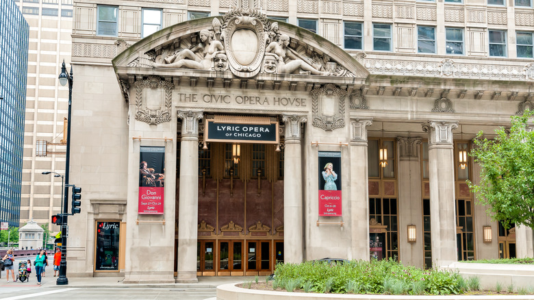 lyric opera house in Chicago