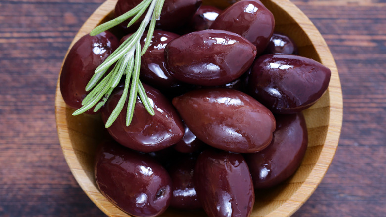 Bowl of Kalamata olives 