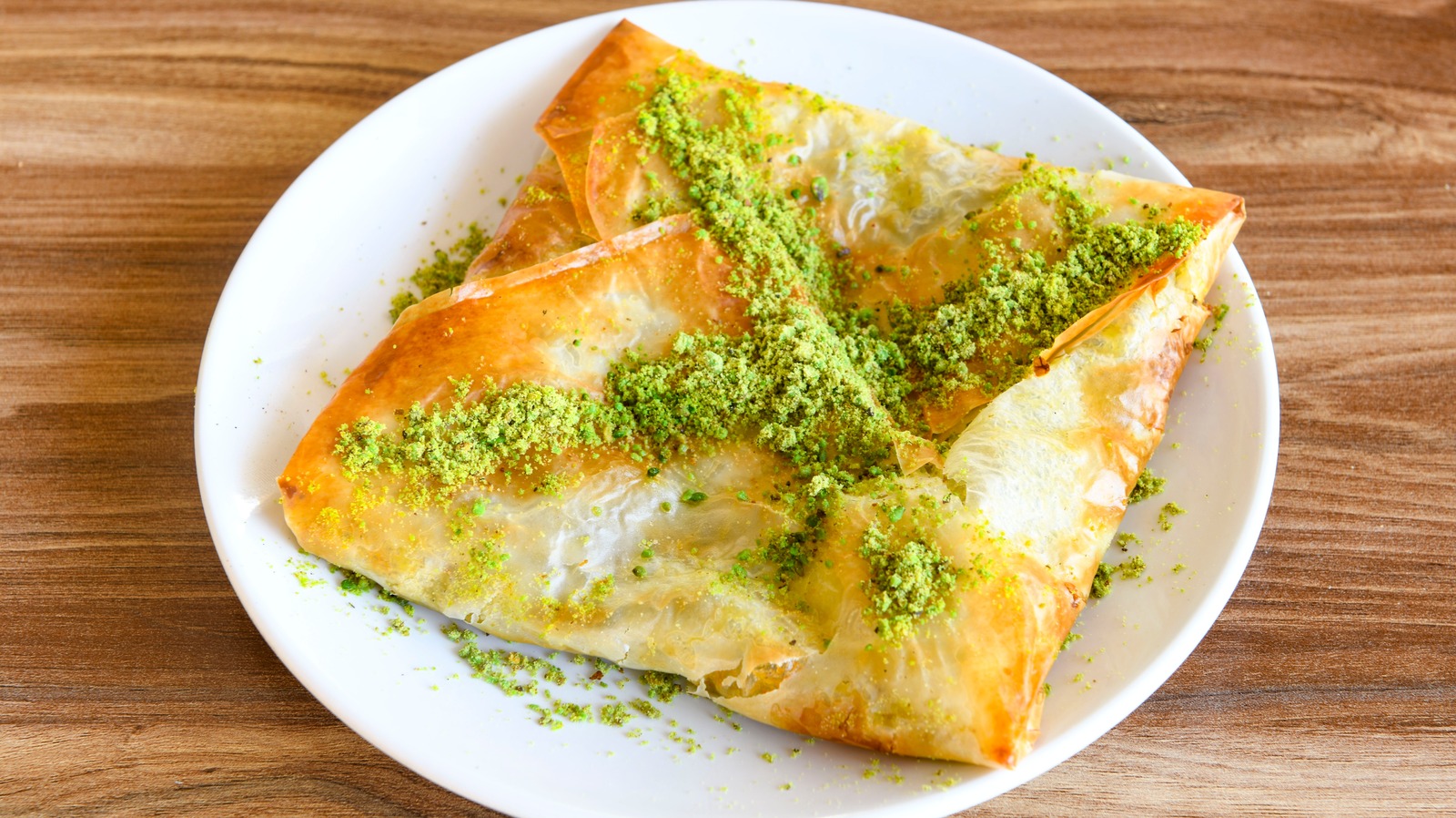 katmer-is-the-ancient-pistachio-pastry-from-turkey-you-should-know